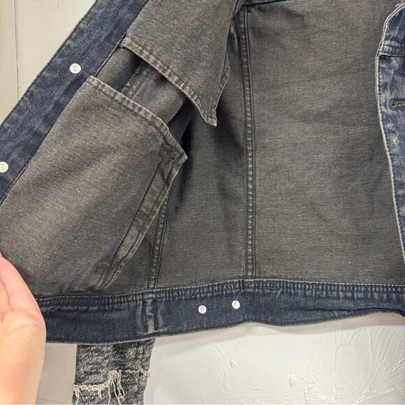 Free People Denim Hoodie Jacket With Grey Sweater Sleeve Womens Medium Jean - Picture 9 of 12